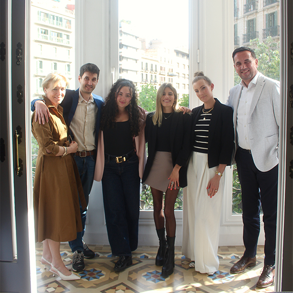 Oonagh Kate barcelona office (600)